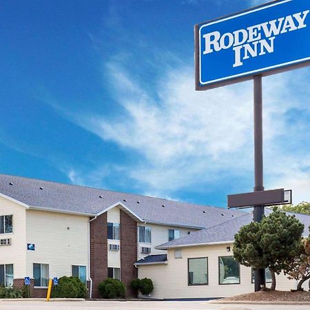 Rodeway Inn Сідар-Рапідс Екстер'єр фото
